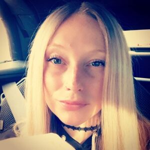 Meet your Posher, Kate 💕🎶✨🍄‍🟫⚡🌎🎨☀️